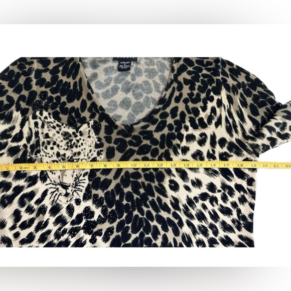 Hampshire Studio Lúxelon Panther  / Animal Print Women’s Sweater Size  M - Picture 8 of 9